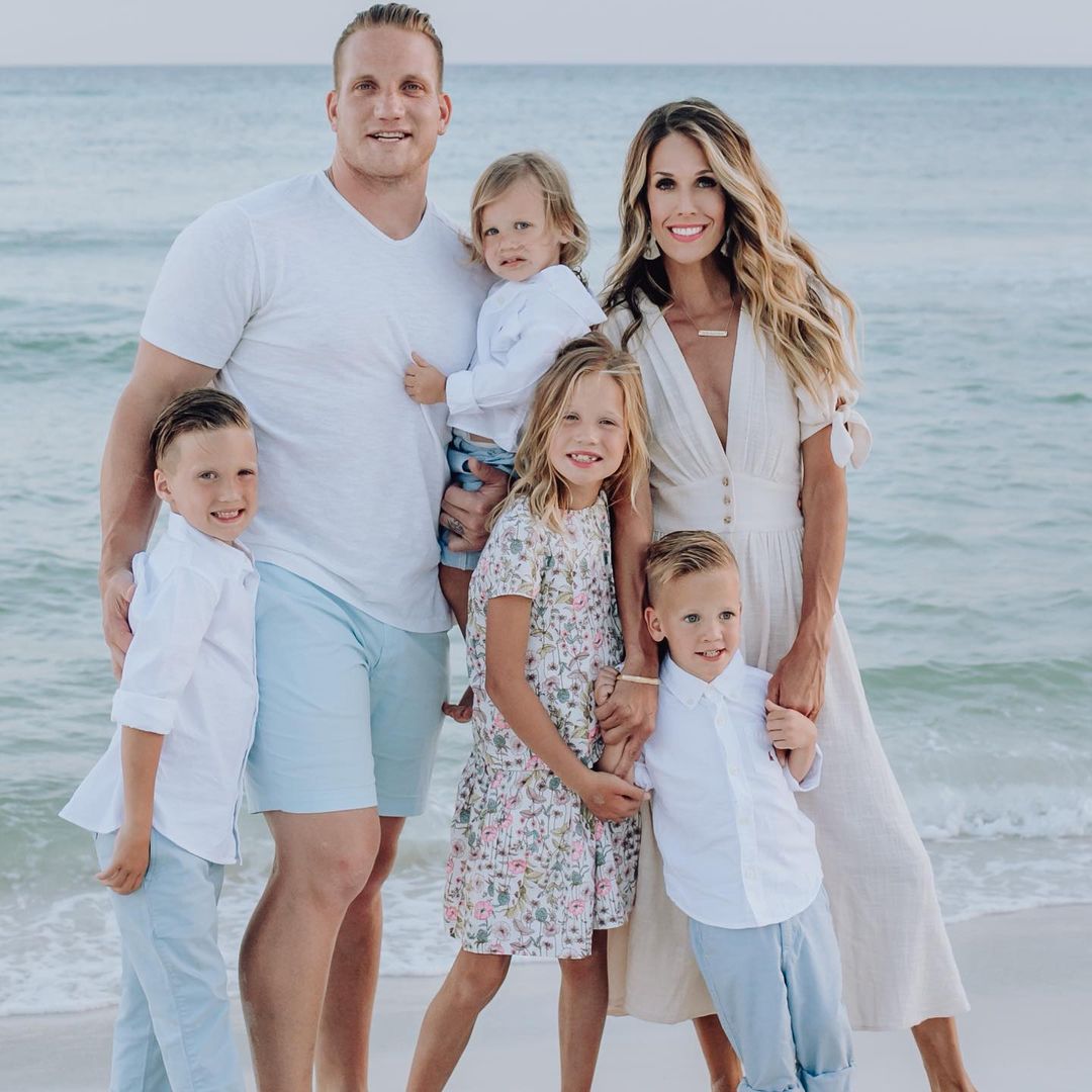 Laura Quinn Hawk A. J. Hawk's Wife's bio ,Age, Children, Net Worth, Divorce