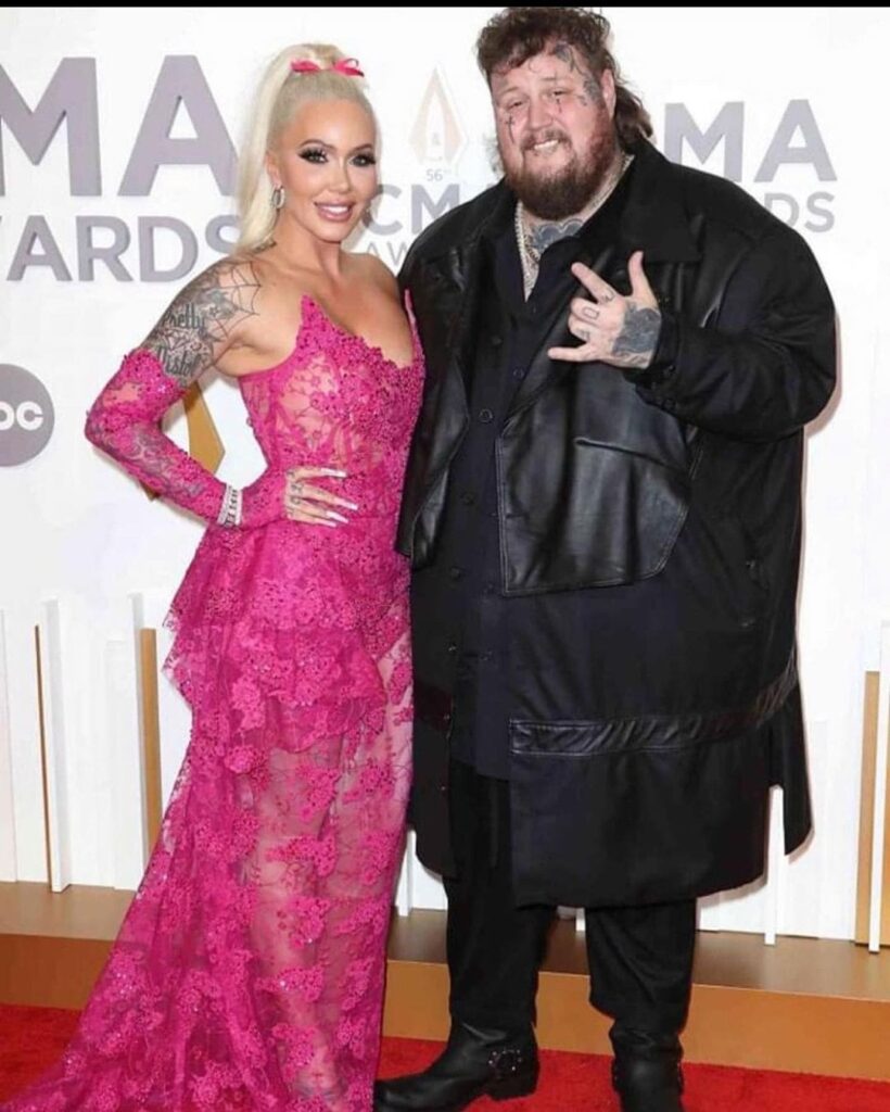 Bunny XO and Jelly Roll spotted on the red carpet, Jelly roll wife